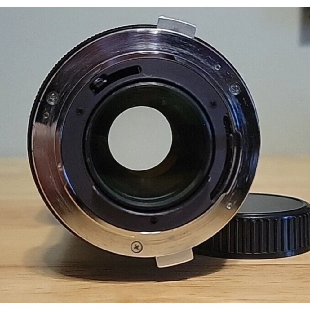 Kiron Lens 70-210mm 1:4 Macro MC Zoom SLR Canon FD Mount Manual Focus